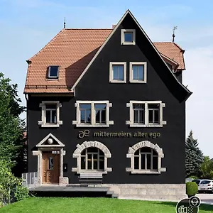 Hotel Mittermeiers Alter Ego